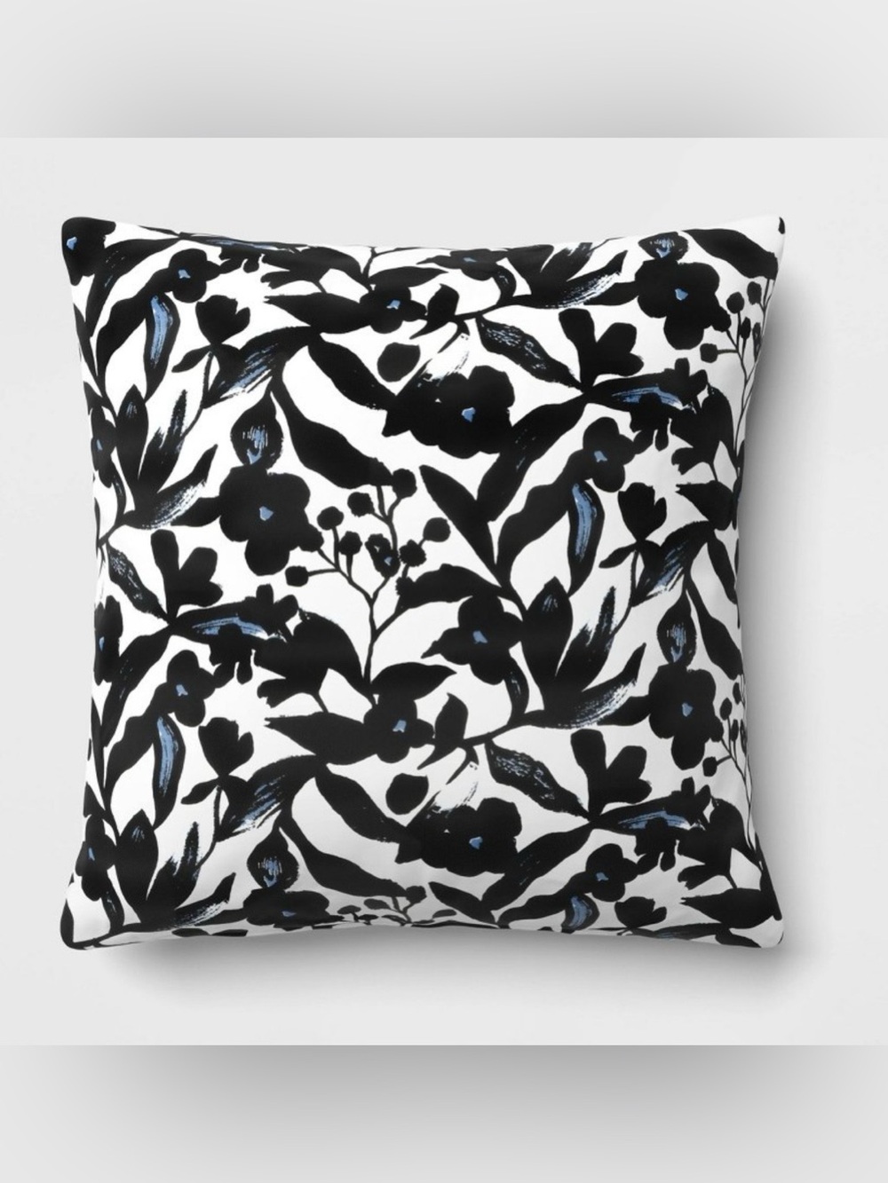 Room Essentials Black and White Floral Accent Pillows (2 pillows)